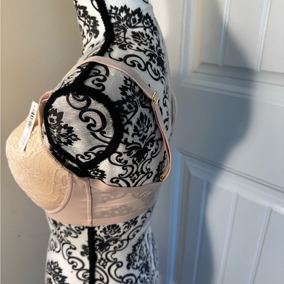 Soma Pink Wireless Lace Trim Bra NWT - Picture 6 of 8